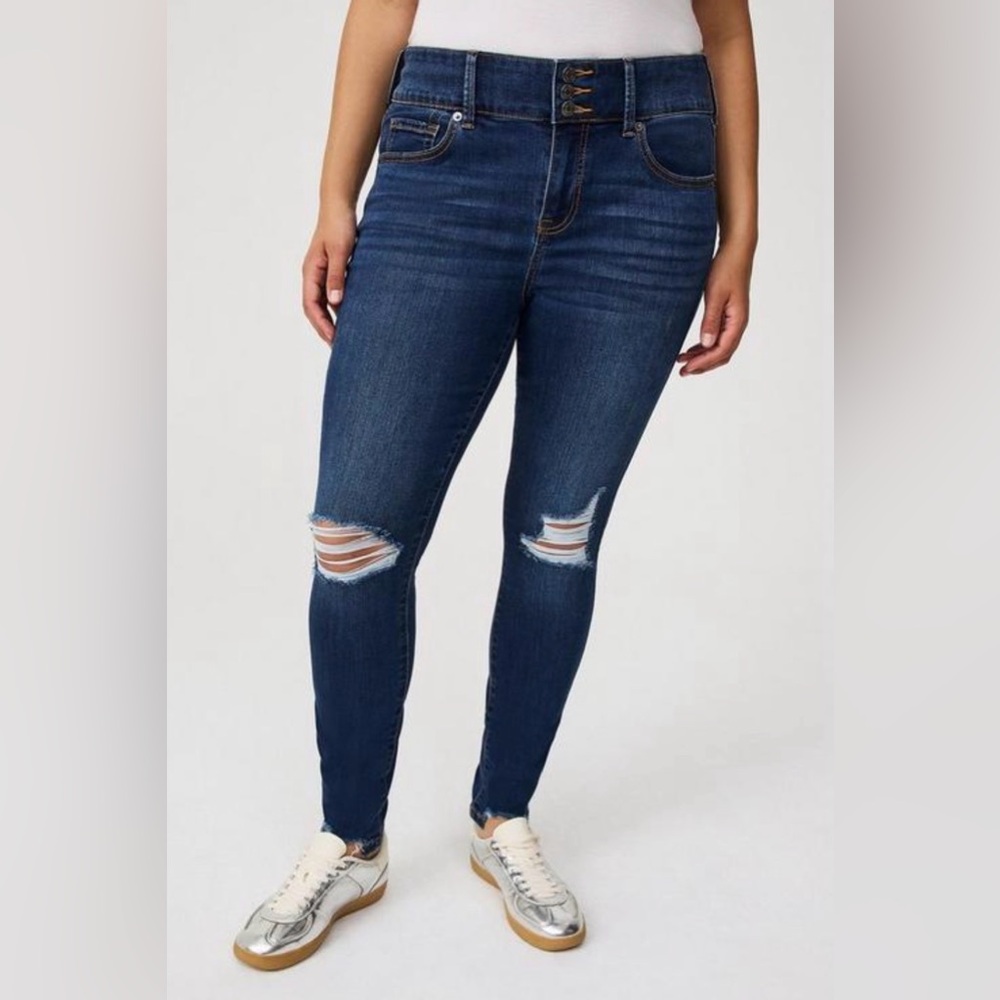 Torrid Women's Distressed Blue Jeans size 12S